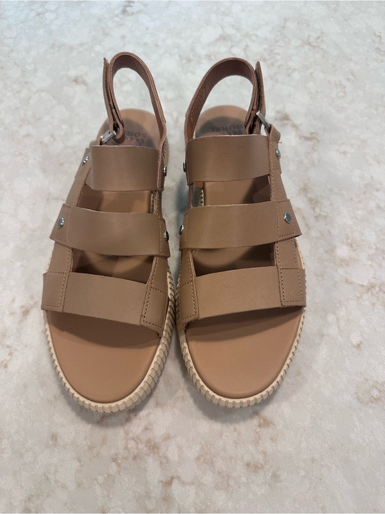 Sorel Shoes - Sorel sandals. Nude color